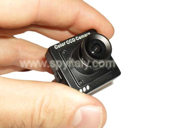 M30-COL-OSD - microcamera CCD altissima risoluzione 600 linee